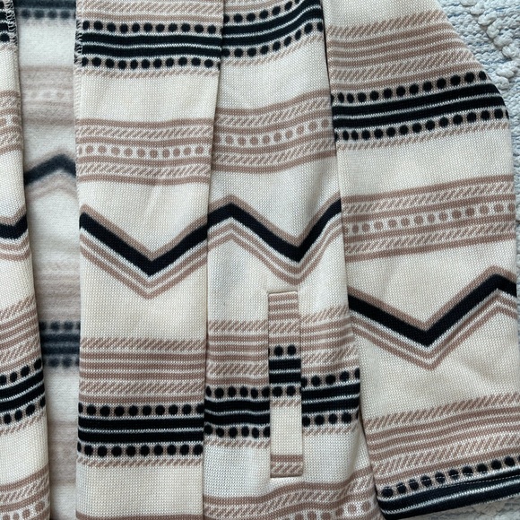 NWOT Maurices Mix Stripe Open Front Aztec Cardigan Sweater Jacket Western Style - Picture 6 of 8